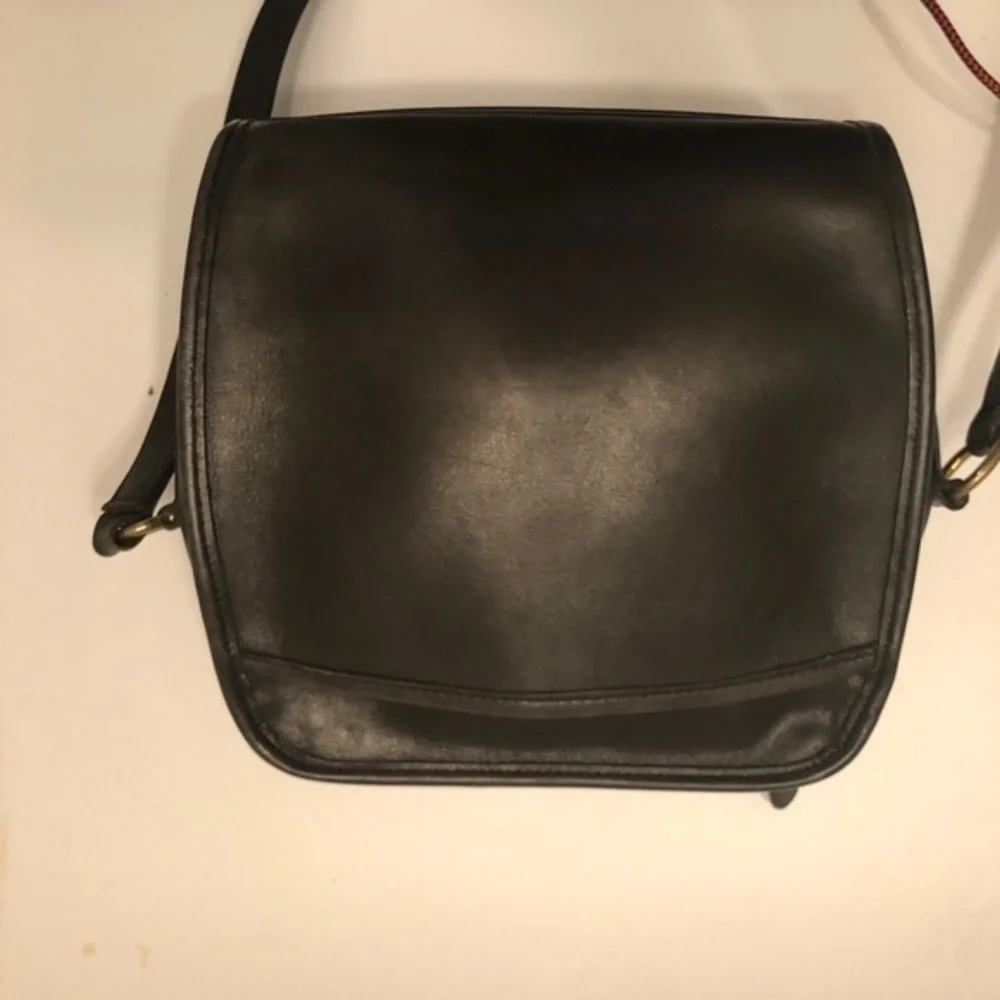 Coach vintage black Sullivan bag 9910 leather messenger bag